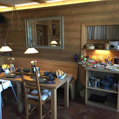 King Size Apartman Pension Monika Шпиндлерув-Млин Экстерьер фото