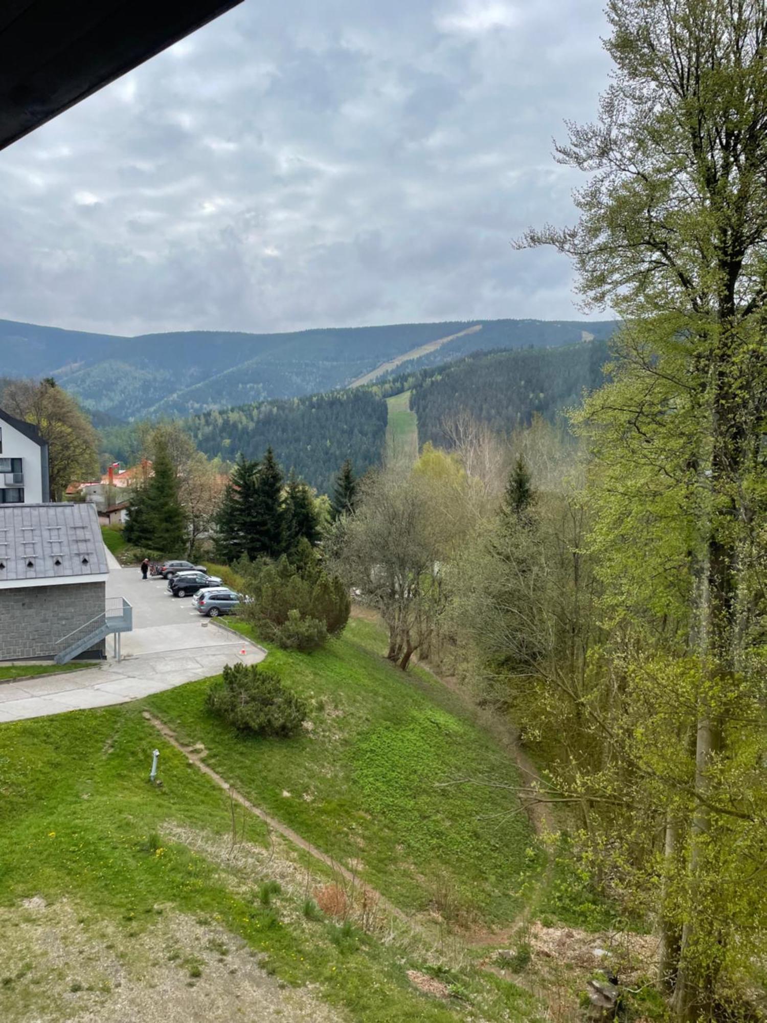 King Size Apartman Pension Monika Шпиндлерув-Млин Экстерьер фото